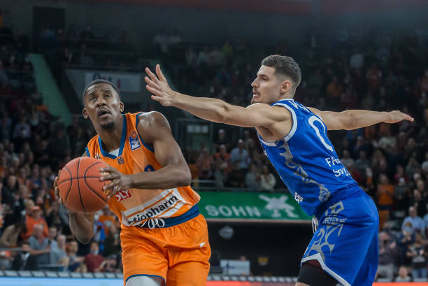 反而更加沉 反而更加沉