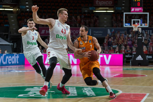 6开赛前进 6开赛前进